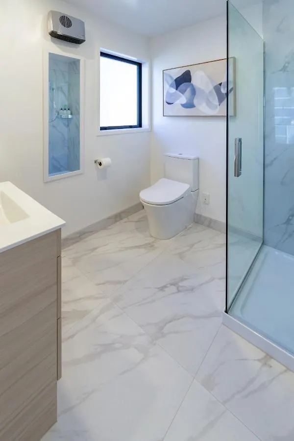 Walk To Riverside Market 4 Bed 4 Bath With Car Park Christchurch 0*,  New Zealand